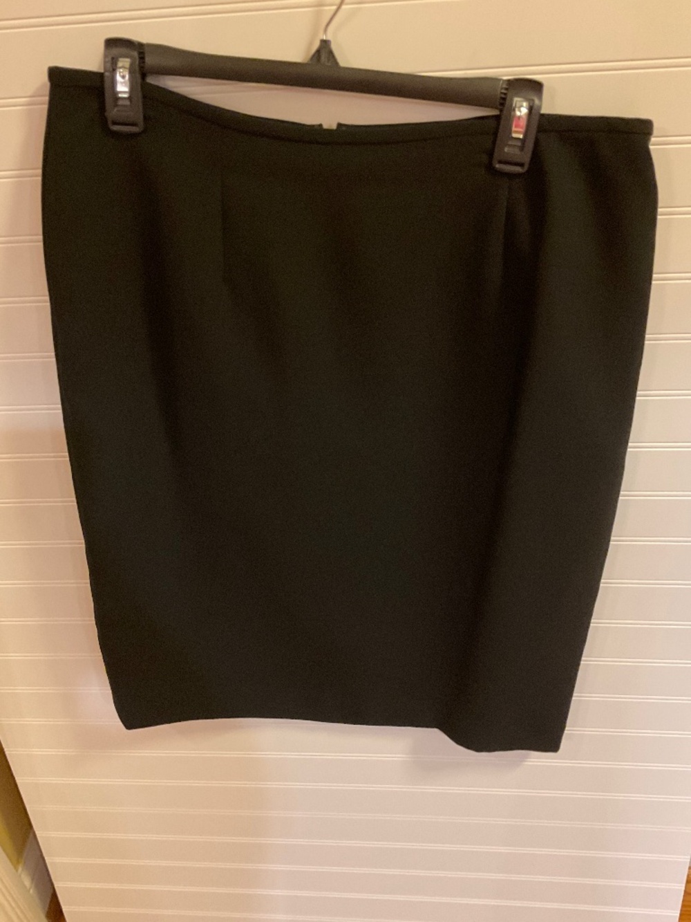 Calvin Klein Black Pencil Skirt Knee Length Size: 12. Pre Owned